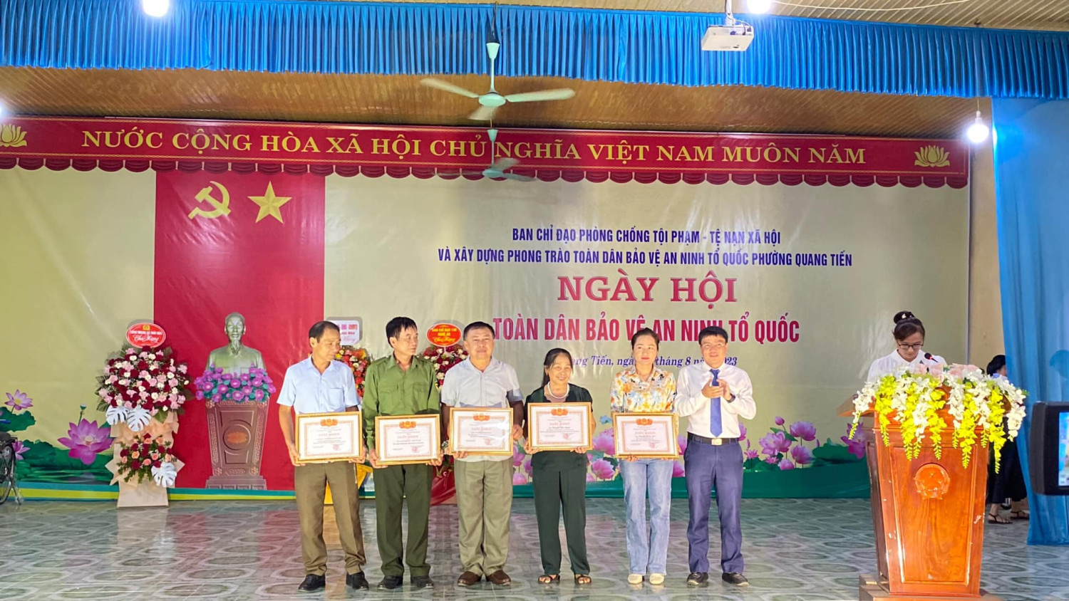 khen thưởng cá nhân, DN